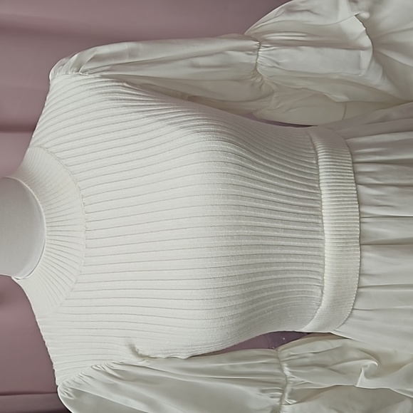 'English factory' puff sleeve sweater dress - Picture 2 of 4